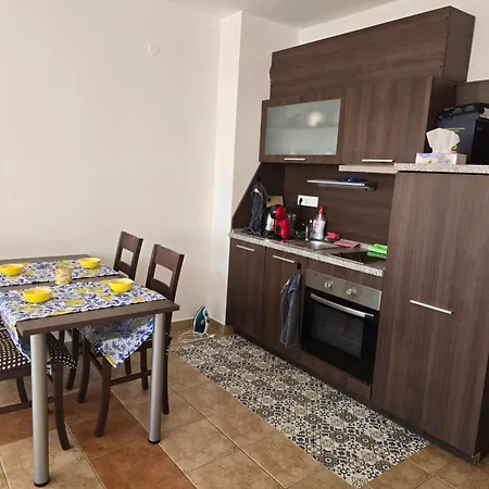 хелиос Apartment *