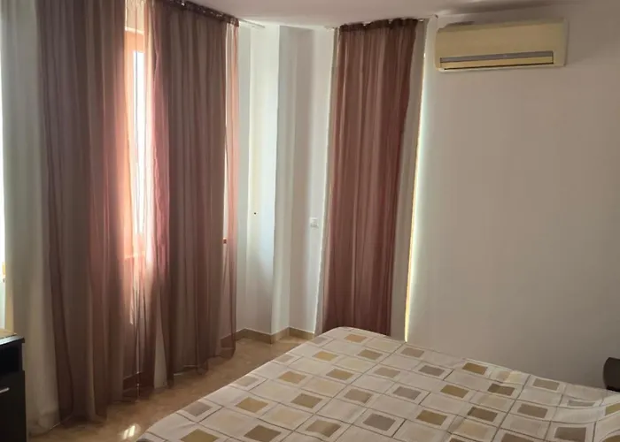 хелиос Apartment *